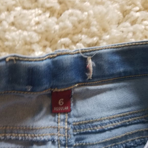 L.E.I. jeans 💖 - Picture 6 of 9